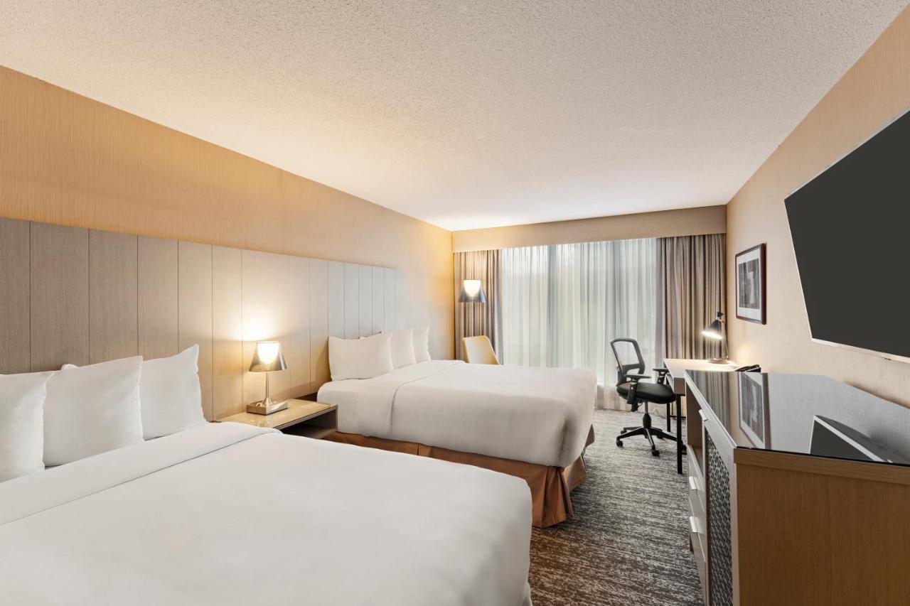 Hotel Executive Vancouver Airport